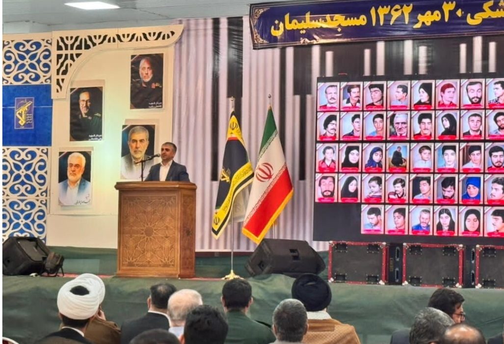 انسجام مردم، دشمن را وادار به موشک باران کرد