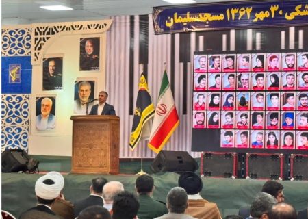 انسجام مردم، دشمن را وادار به موشک باران کرد