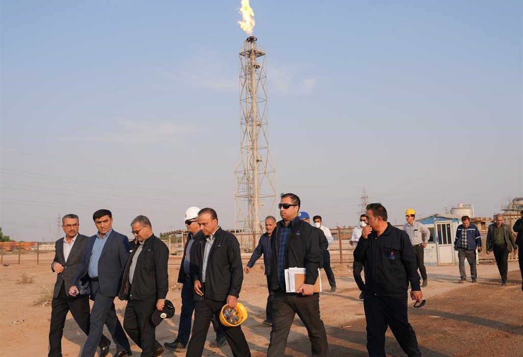 اجرای طرح بهسوزی ۱۲ فلر نفتی در شرق اهواز