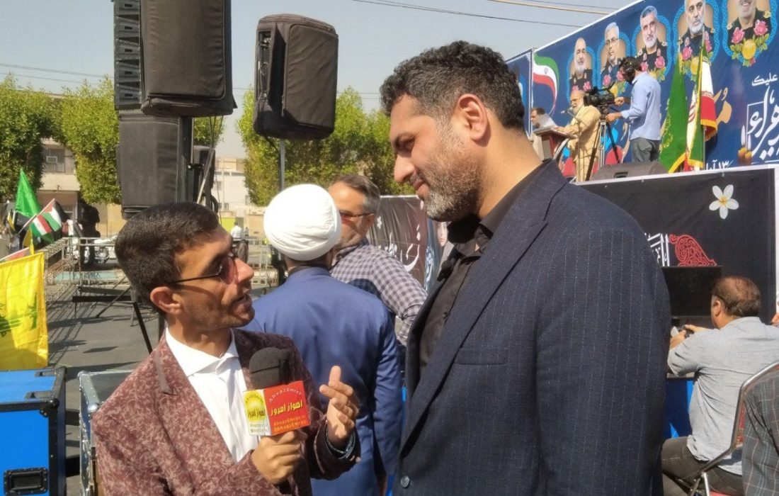 تبیین ابعاد مخالف 13 آبان برای نسل جدید به منظور نشان دادن اقتدار و زحمات ایثارگران است