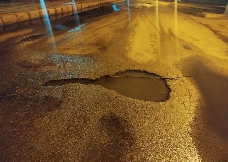 بالازدگی فاضلاب در شهرک برق اهواز؛ ساکنان از بی‌توجهی مسئولان گلایه دارند