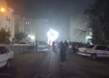 سوختگی کامل منزل در پردیس؛ خانم مستاجر به بیمارستان منتقل شد