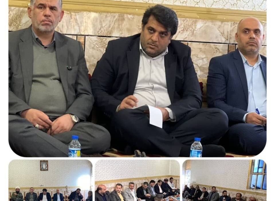 نشست بررسی مسائل و مشکلات کوی سیاحی با حضور مسئولین محلی برگزار شد