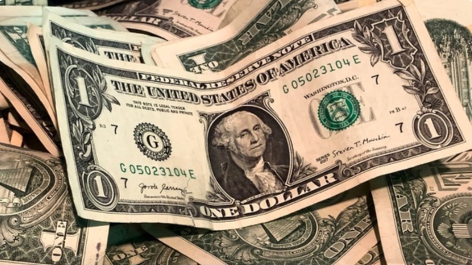 تزریق دلار ۱۵ شرکت پتروشیمی به بازار