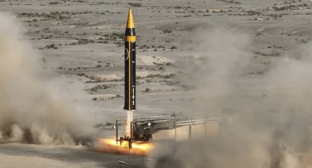 عطوان: ایران نقطه ضعف آمریکا را می‌داند؛ ترامپ عقب‌نشینی می‌کند