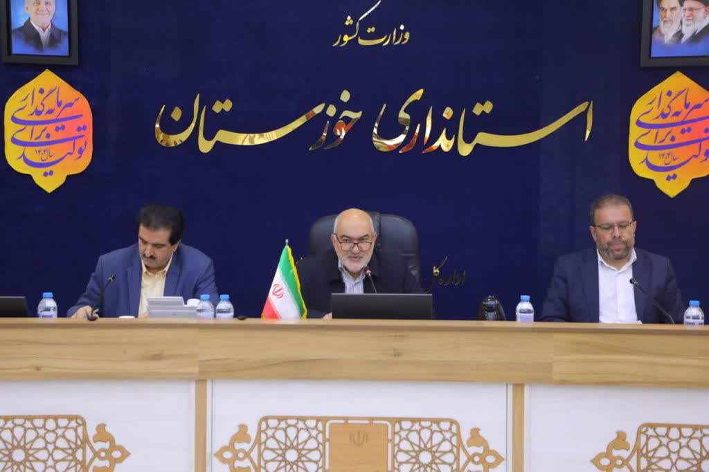 بازگشت حساب شرکتهای بزرگ به استان زمینه‌ساز رشد اقتصاد استان