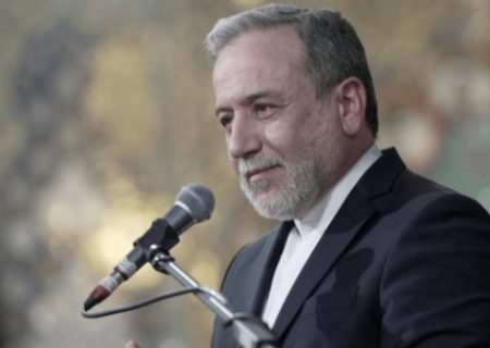 عراقچی خطاب به ترامپ: تسلیم نمی‌شویم، چون ایرانی هستیم