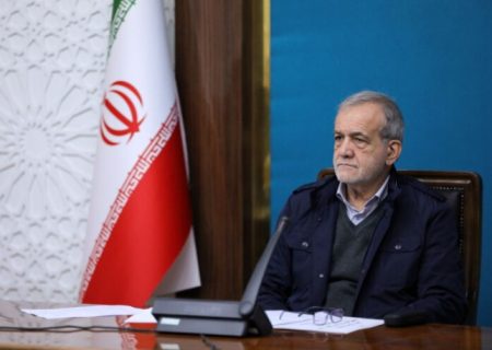 پزشکیان:هر گونه دخالت با هر بهانه‌ای در این جنگ عواقب خطرناکی دارد