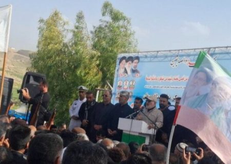 حضور مردم در خیابان نشان‌دهنده‌ ایستادگی و بیعت شرعی با رهبر است